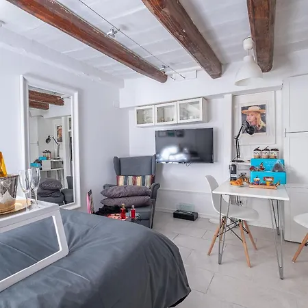 L'antre De L'amour Apartment