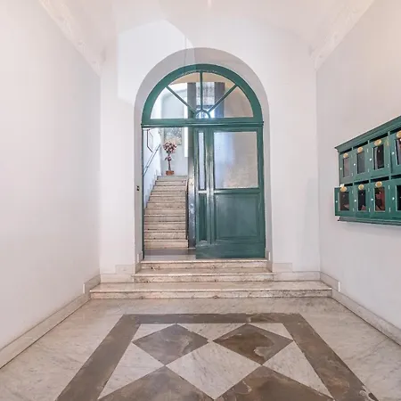 Romantic Nest Colosseum Apartamento Roma